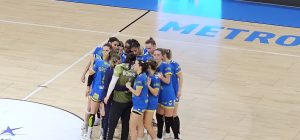 section handball des maristes - accompagne les joueuses de Toulon Métropole Var