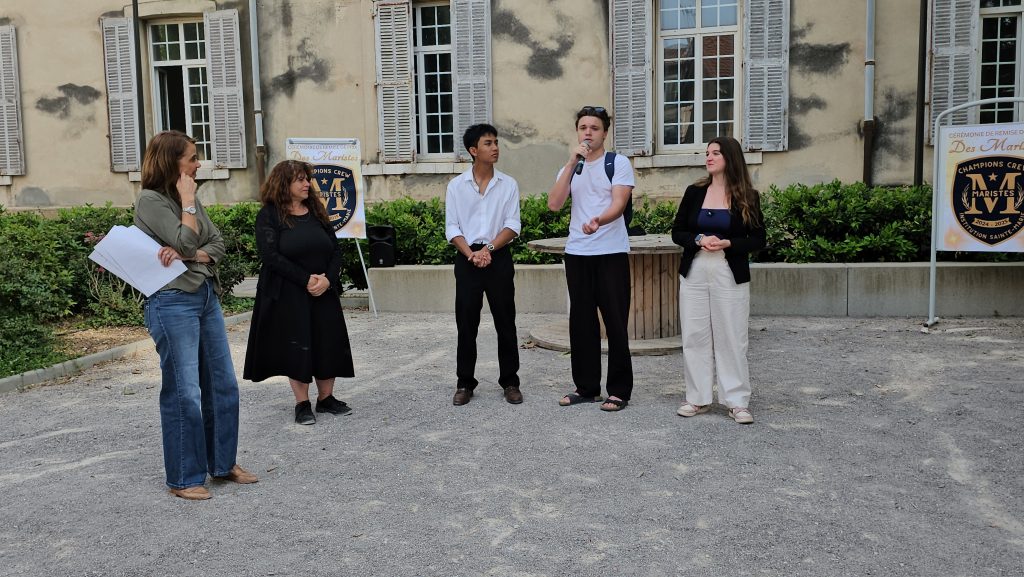 remise des prix team crew - institution sainte marie les maristes - la seyne sur mer