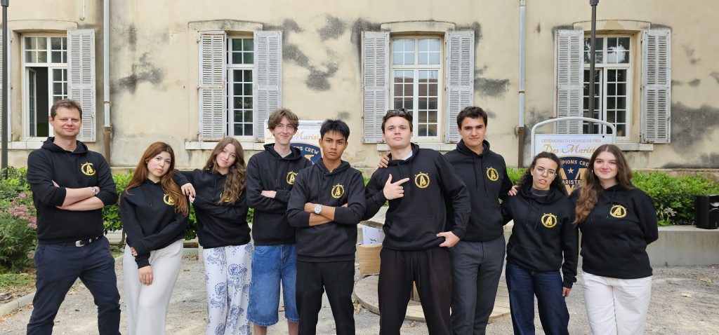 remise des prix team crew - institution sainte marie les maristes - la seyne sur mer
