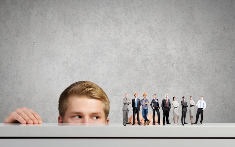 Découvrir le monde économique et professionnel pour éclairer ses choix d’orientation.